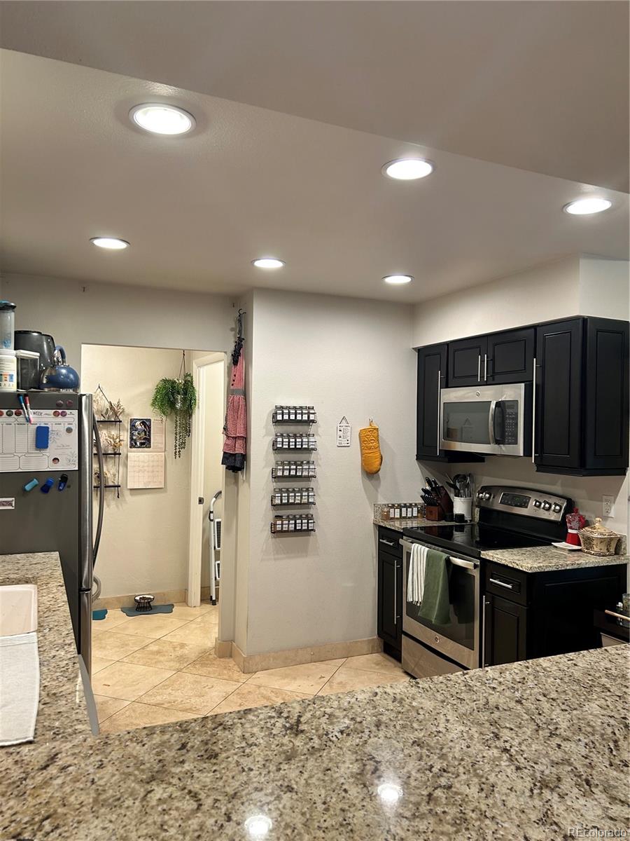 4250 S Olive Street Unit 106, Denver CO 80237