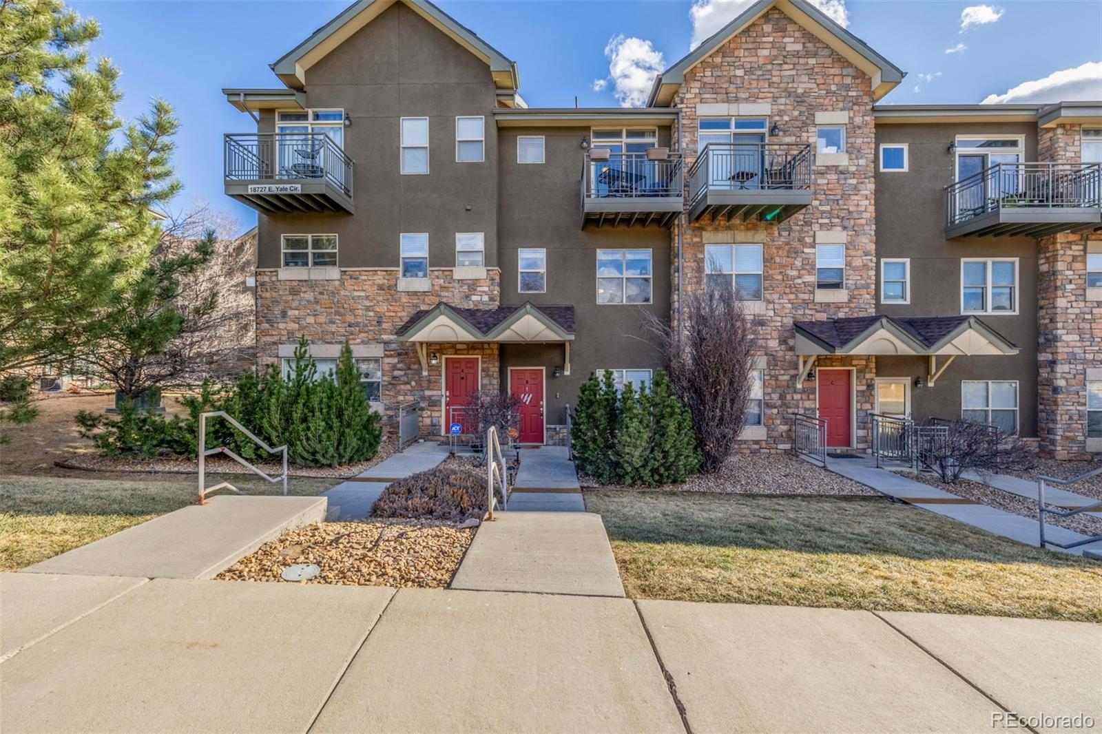 18727 E Yale Circle Unit B, Aurora CO 80013