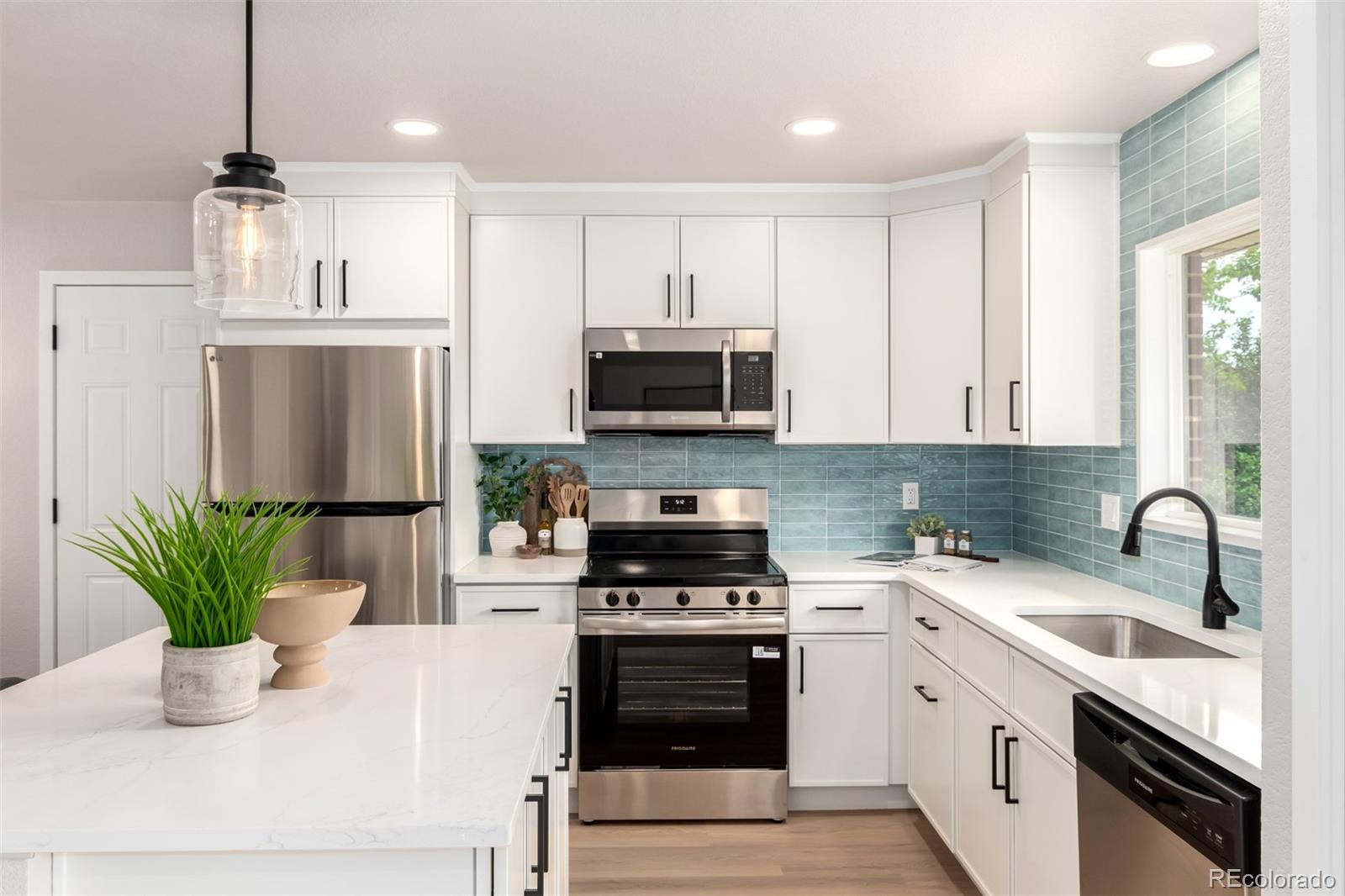 1011 Yeager Drive, Longmont CO 80501