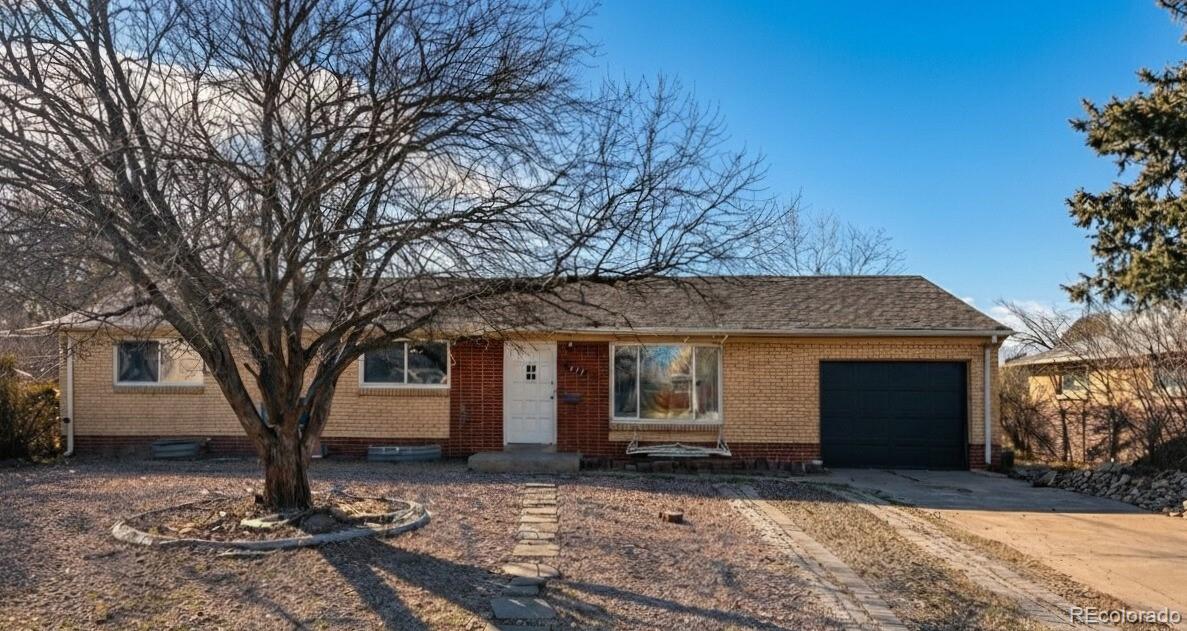 431 Galena Street, Aurora CO 80010