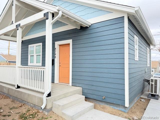 4744 N Leaf Court, Denver CO 80216