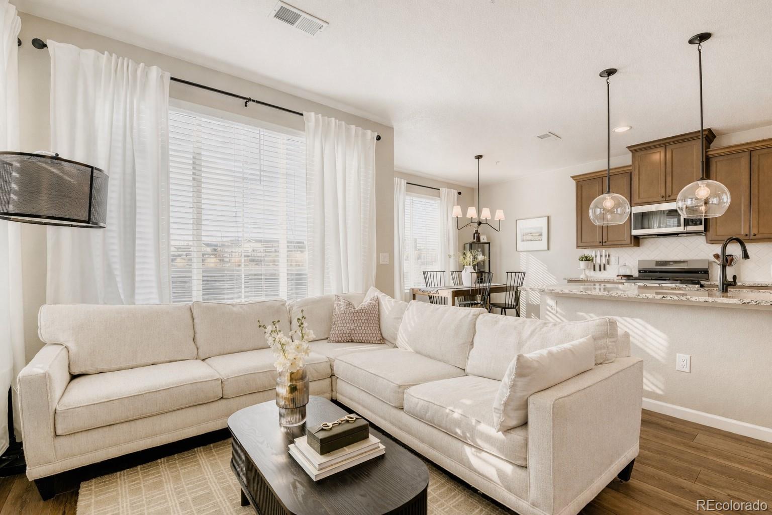 23548 E Ida Drive Unit B, Aurora CO 80016