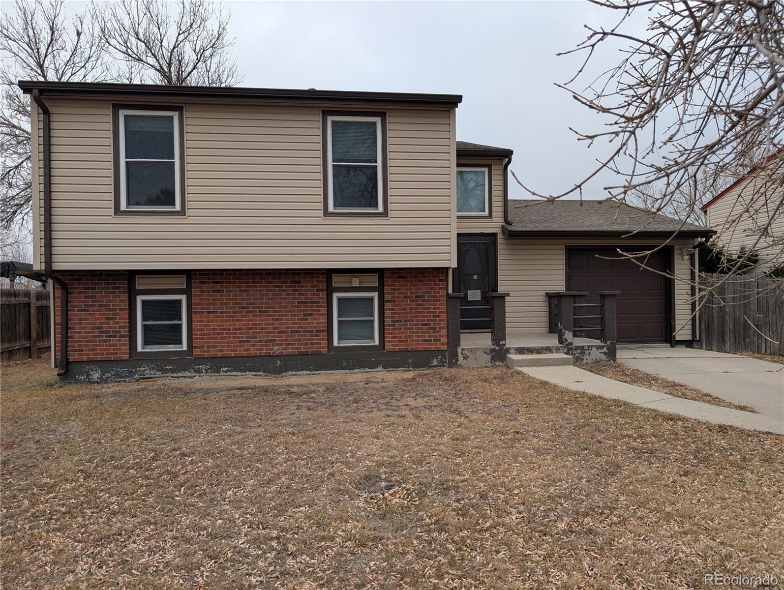 220 Mckinley Drive, Bennett CO 80102