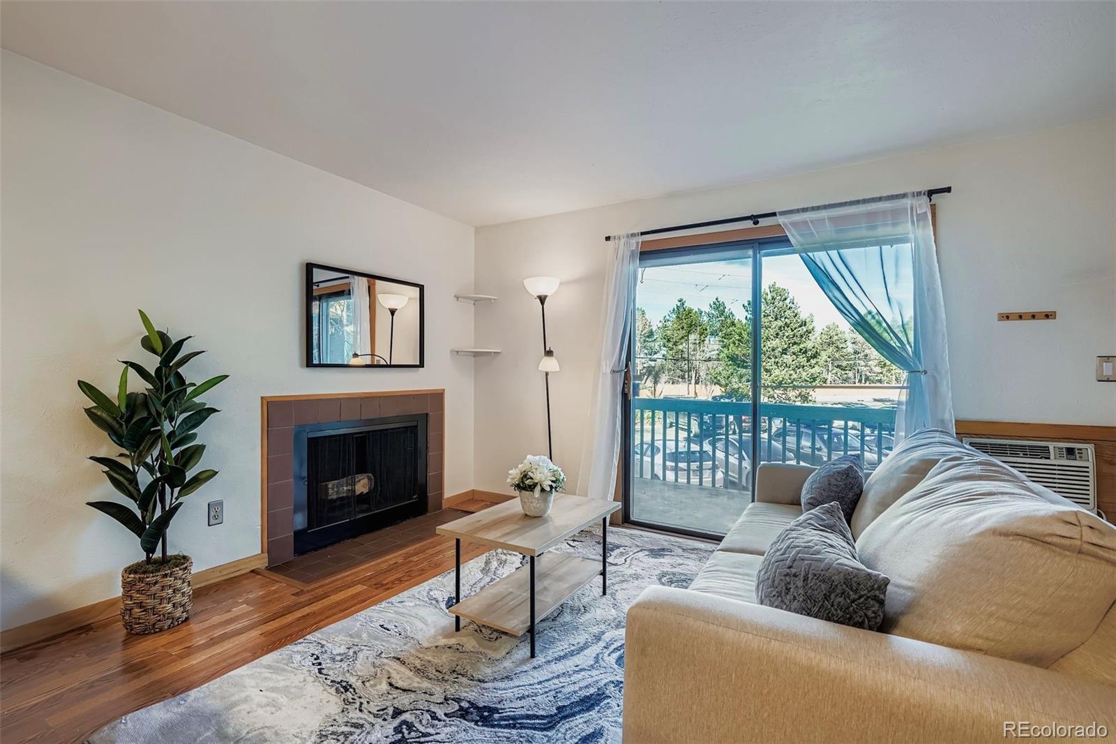 695 Manhattan Drive Unit 109, Boulder CO 80303