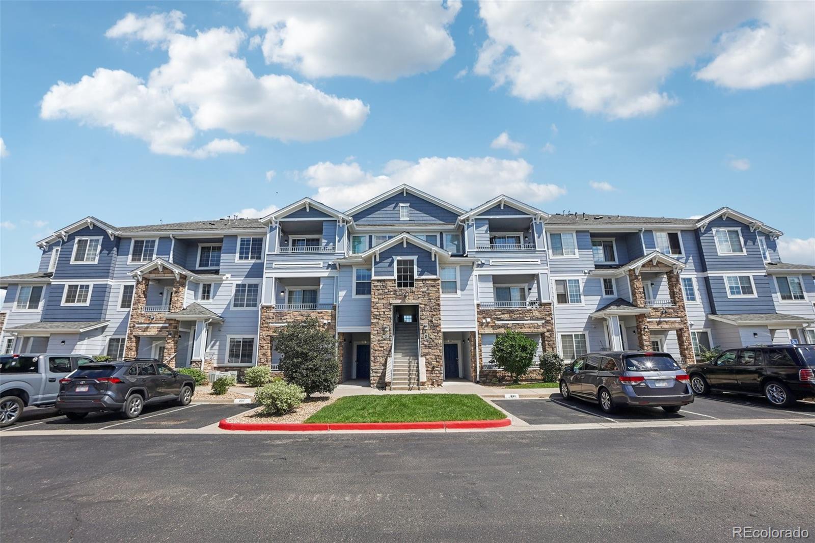 5255 Memphis Street Unit 207, Denver CO 80239