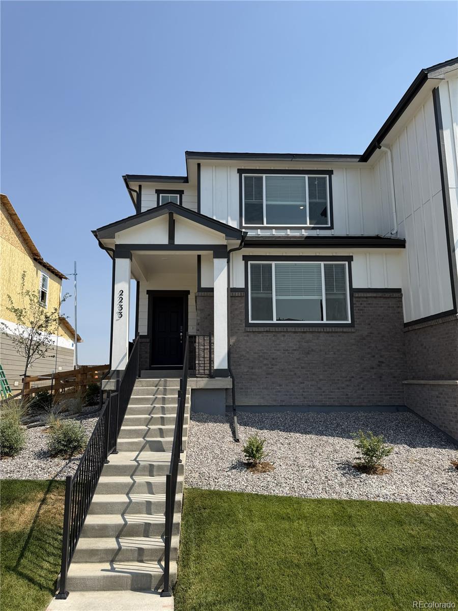 2233 E 164th Avenue, Thornton CO 80602