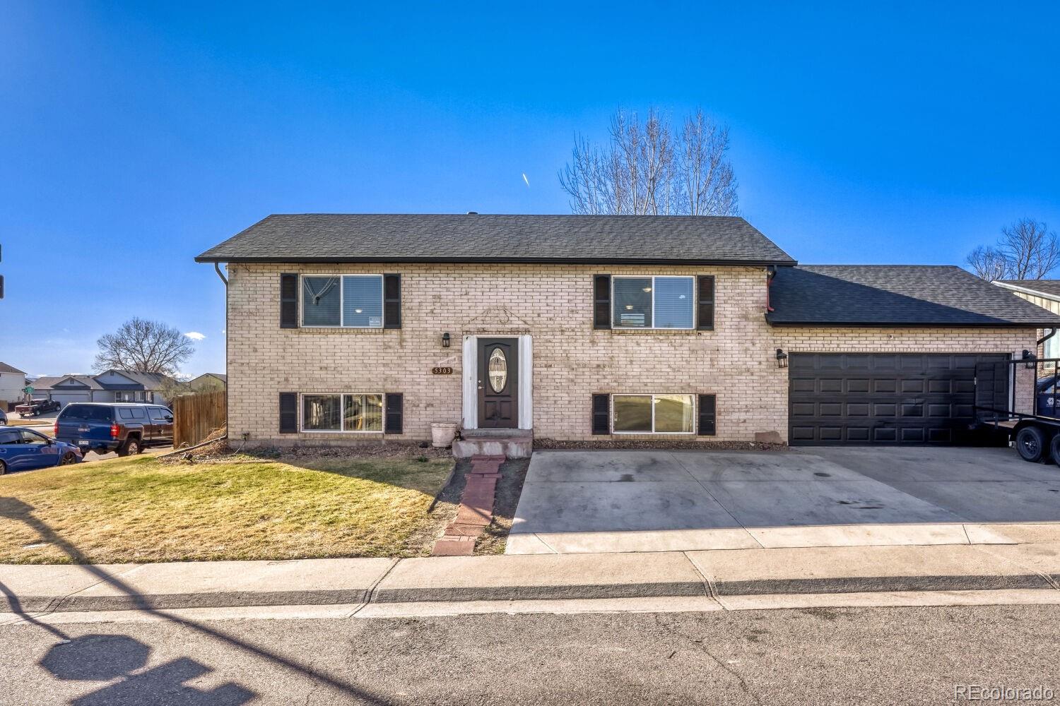 5303 Elkhart, Denver CO 80239