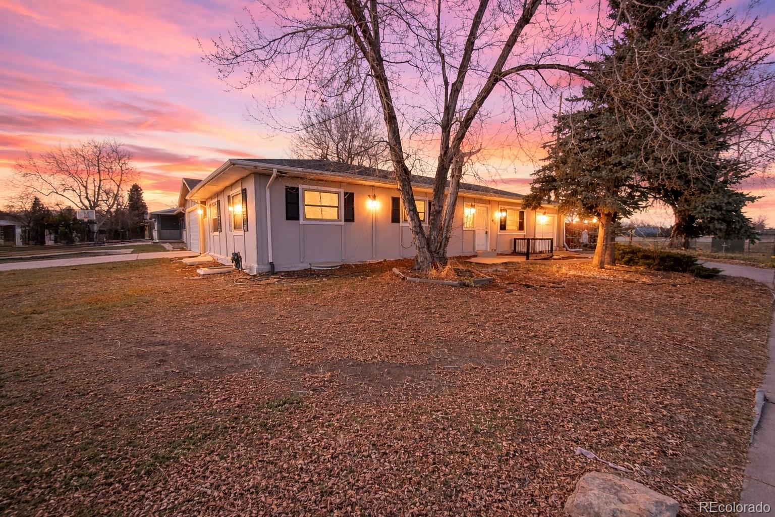 895 S Garrison Street, Lakewood CO 80226