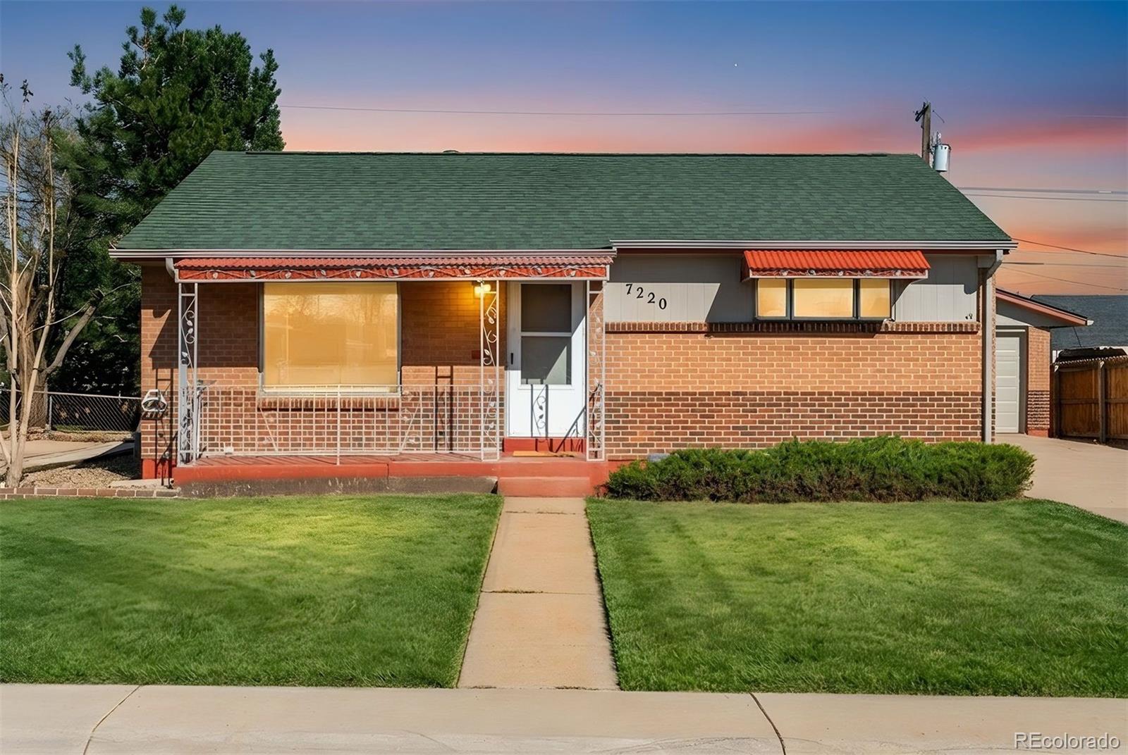 7220 Avrum Drive, Denver CO 80221