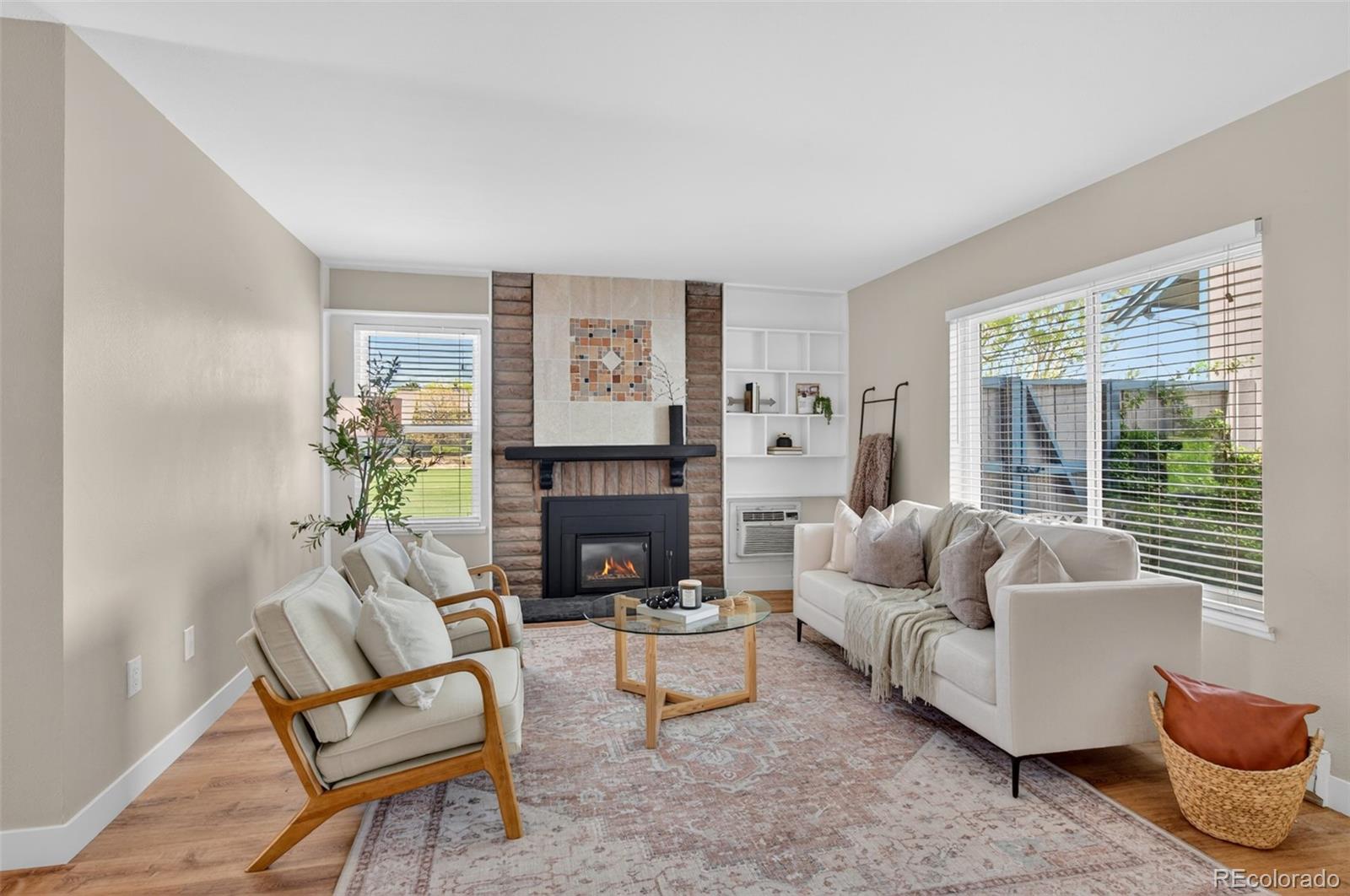 2419 S Worchester Court Unit A, Aurora CO 80014