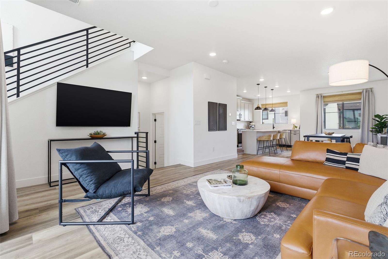 2048 S Holly Street Unit 5, Denver CO 80222