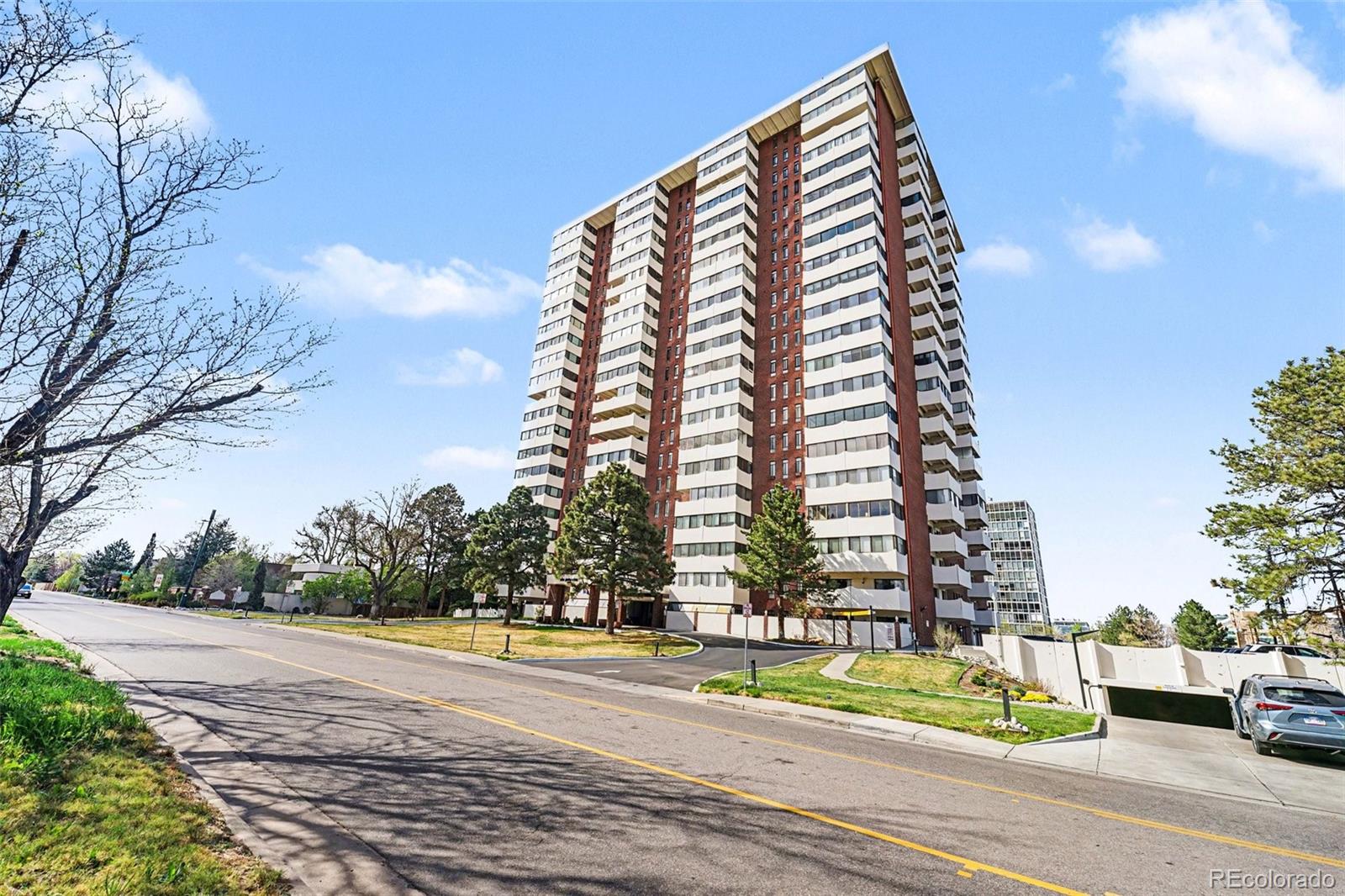 3131 E Alameda Avenue Unit 301, Denver CO 80209