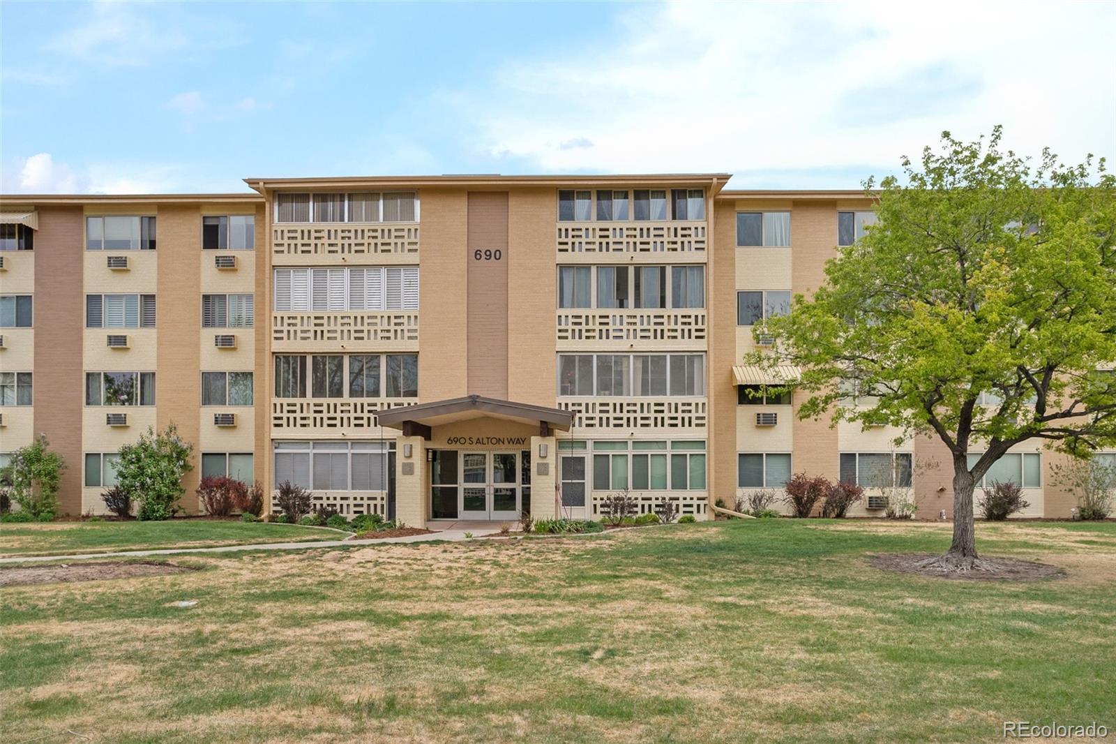 690 S Alton Way Unit 6A, Denver CO 80247