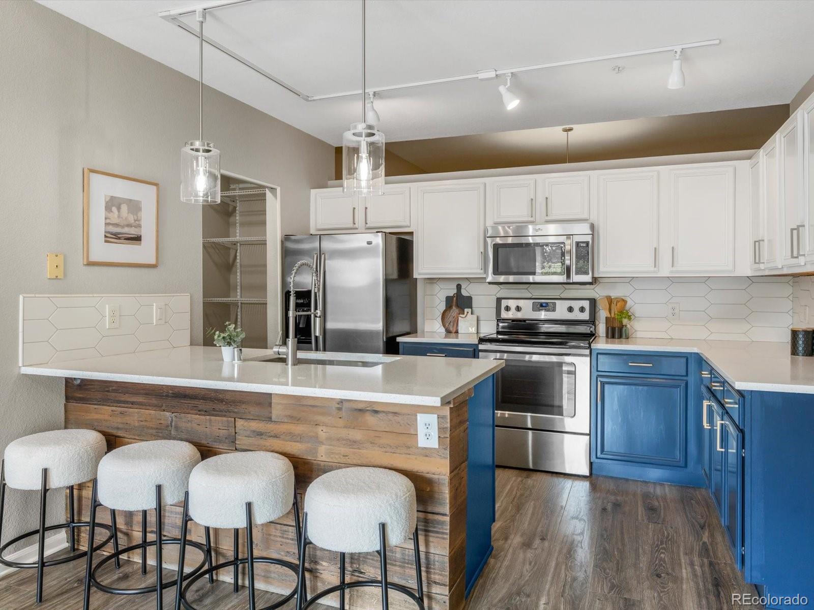 15475 Andrews Drive Unit 214, Denver CO 80239