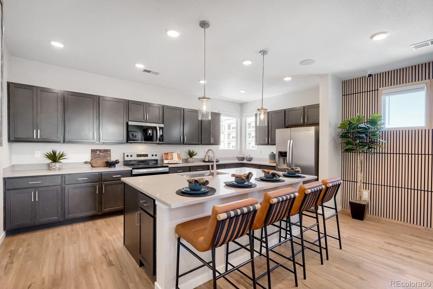 9200 E 47th Avenue Unit 201, Denver CO 80238