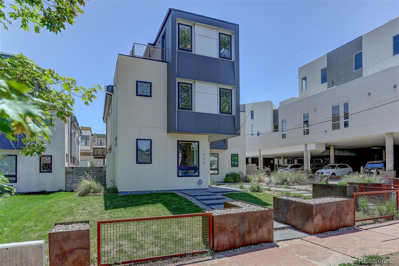 1930 W 35th Avenue, Denver CO 80211