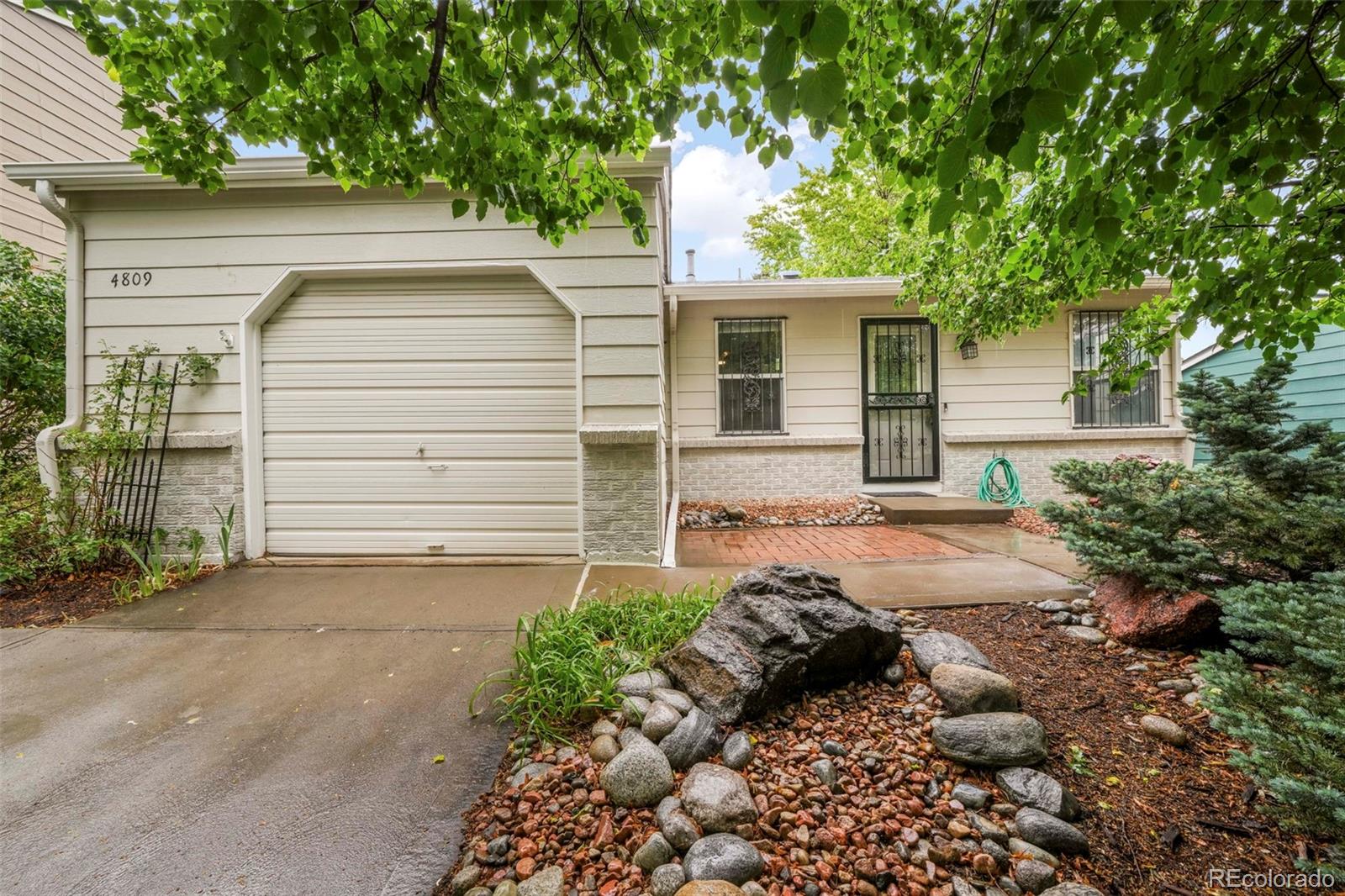 4809 S Quintero Street, Aurora CO 80015
