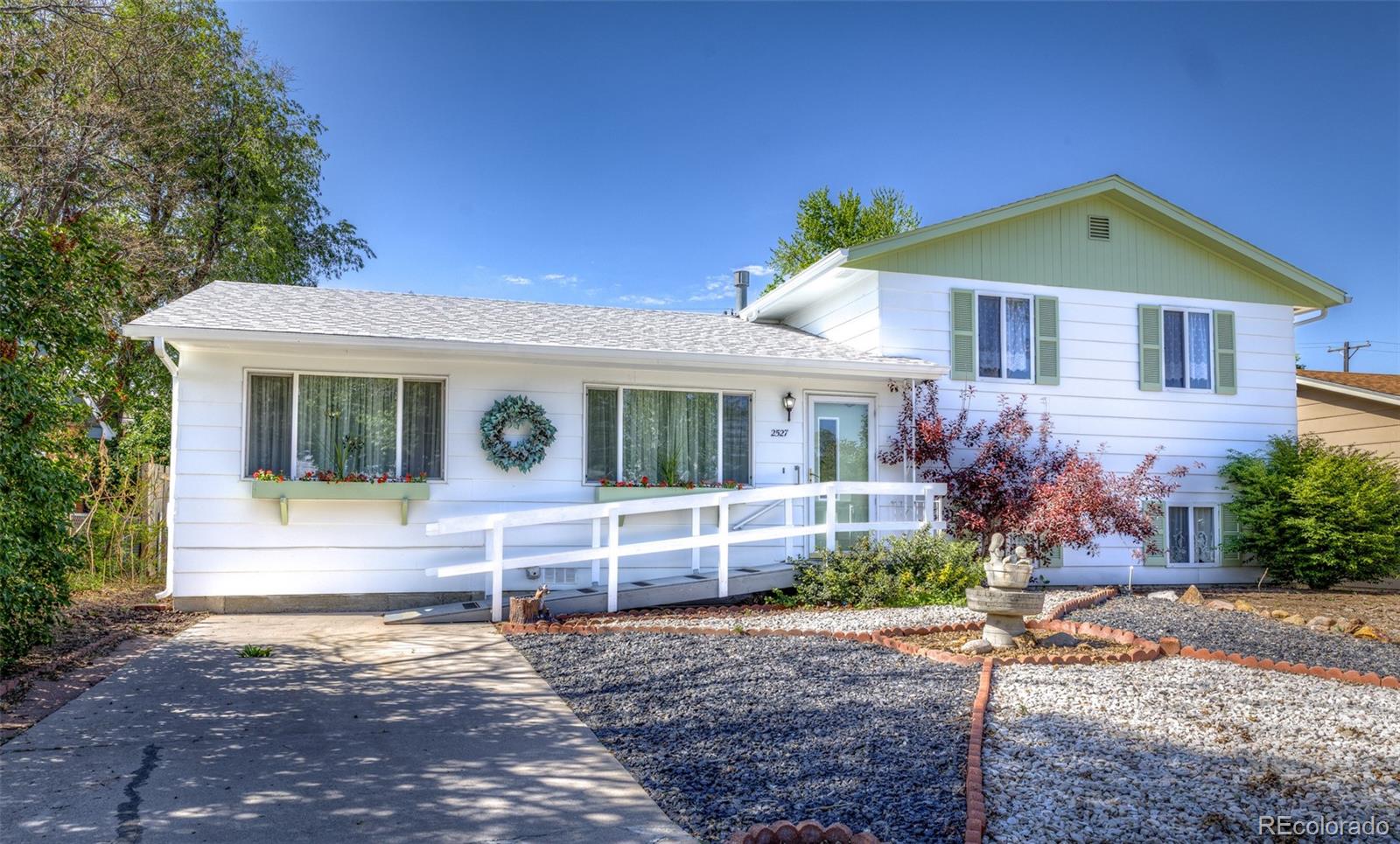 2527 E Caramillo Street, Colorado Springs CO 80909