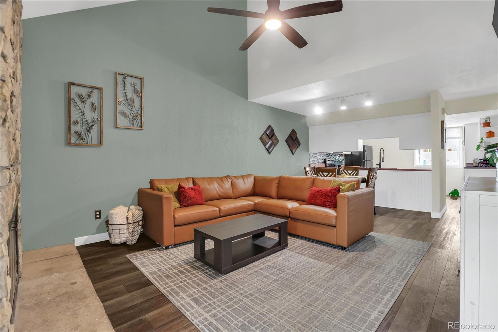 2053 S Worchester Way, Aurora CO 80014
