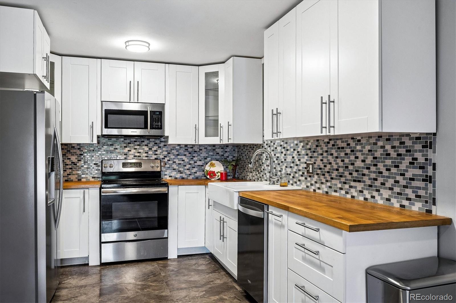 715 S Clinton Street Unit 2B, Denver CO 80247