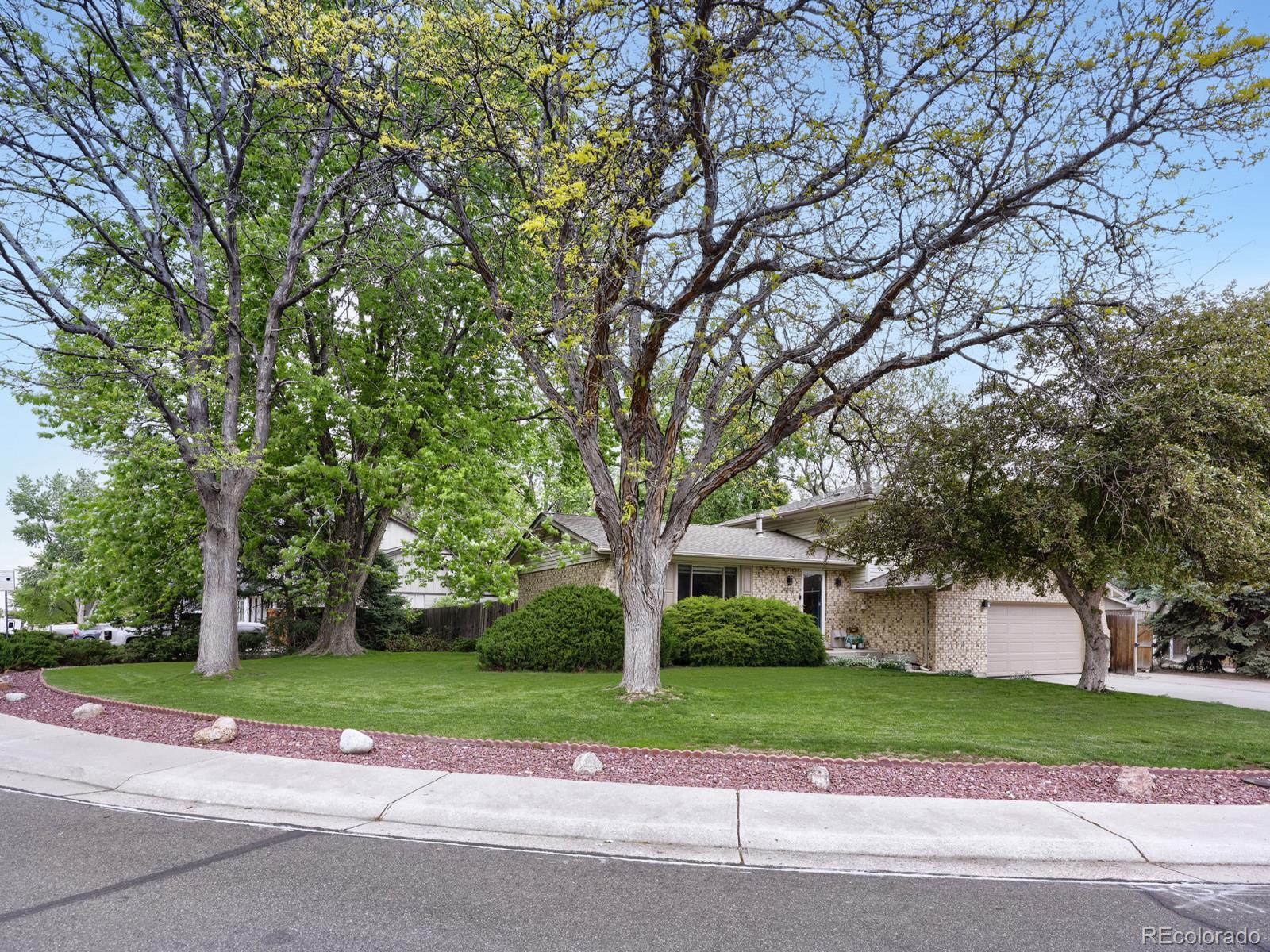 9093 W Warren Drive, Lakewood CO 80227