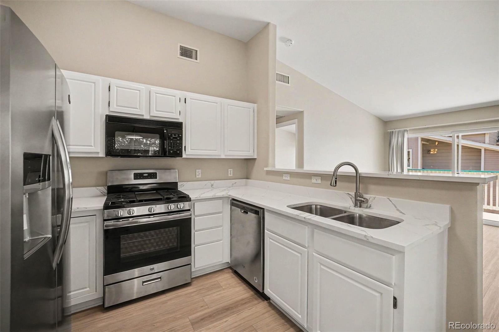 8365 Pebble Creek Way Unit 201, Highlands Ranch CO 80126