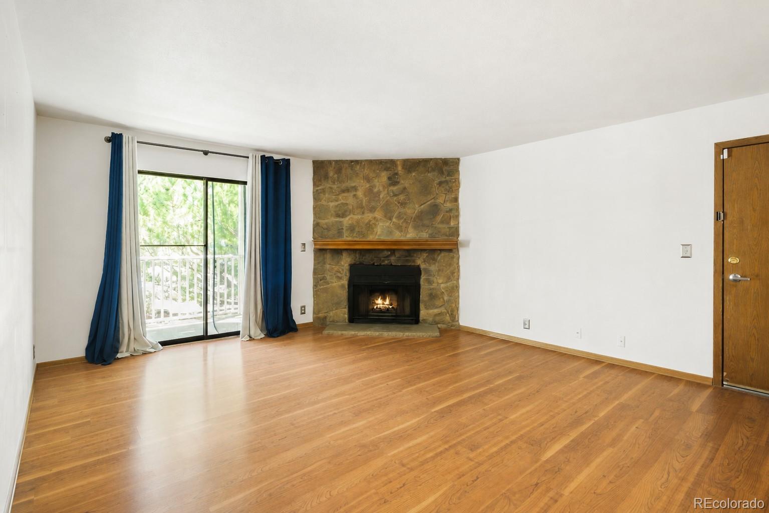 907 S Yampa Street Unit 103, Aurora CO 80017