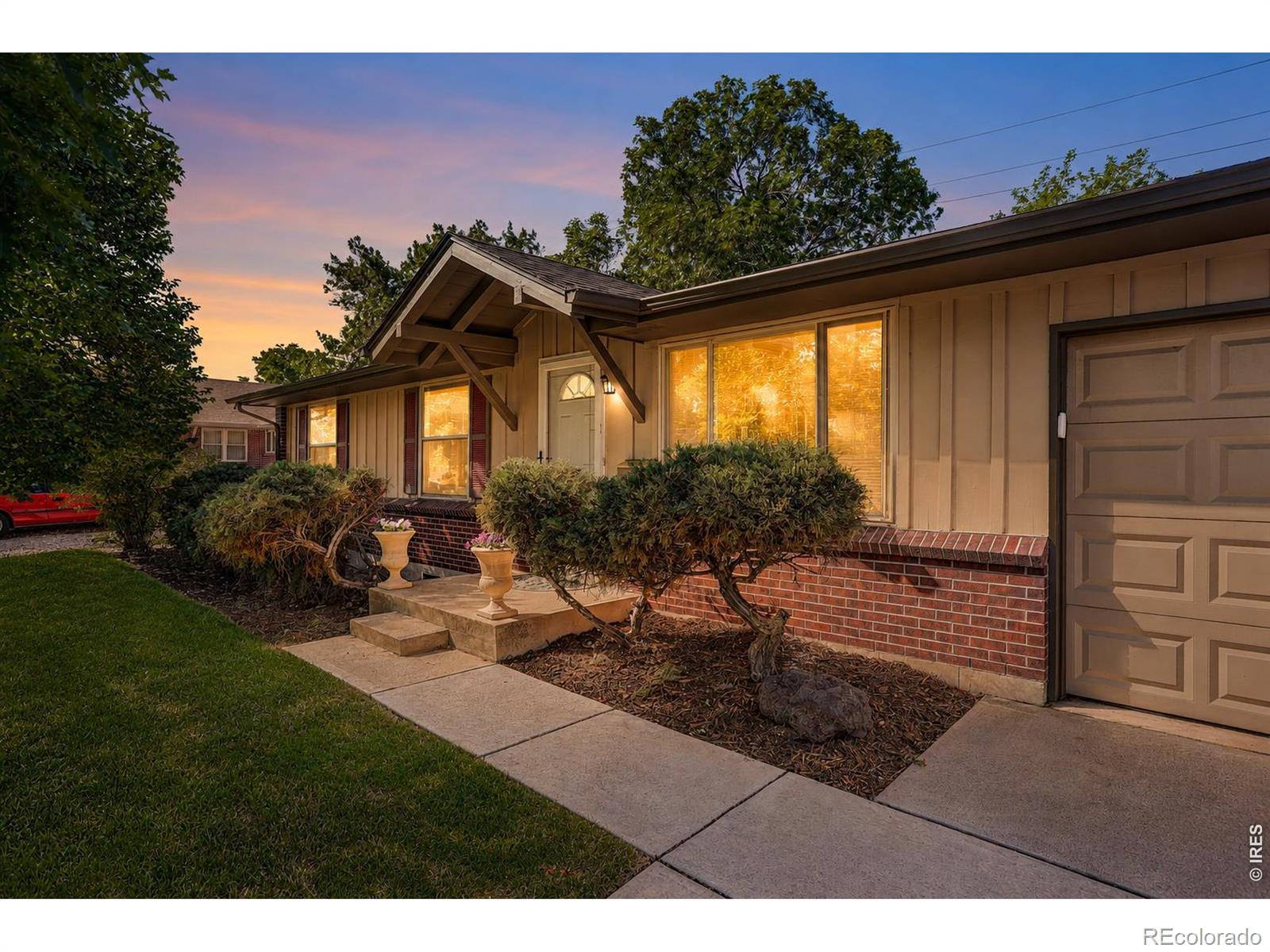 1431 S Magnolia Way, Denver CO 80224