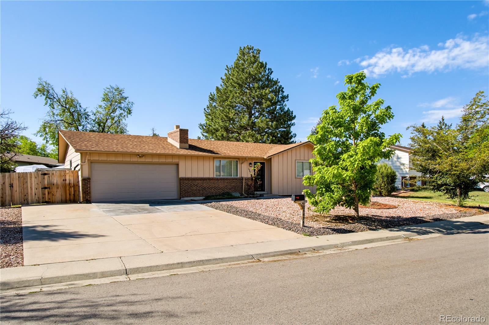 16474 E 7th Avenue, Aurora CO 80011