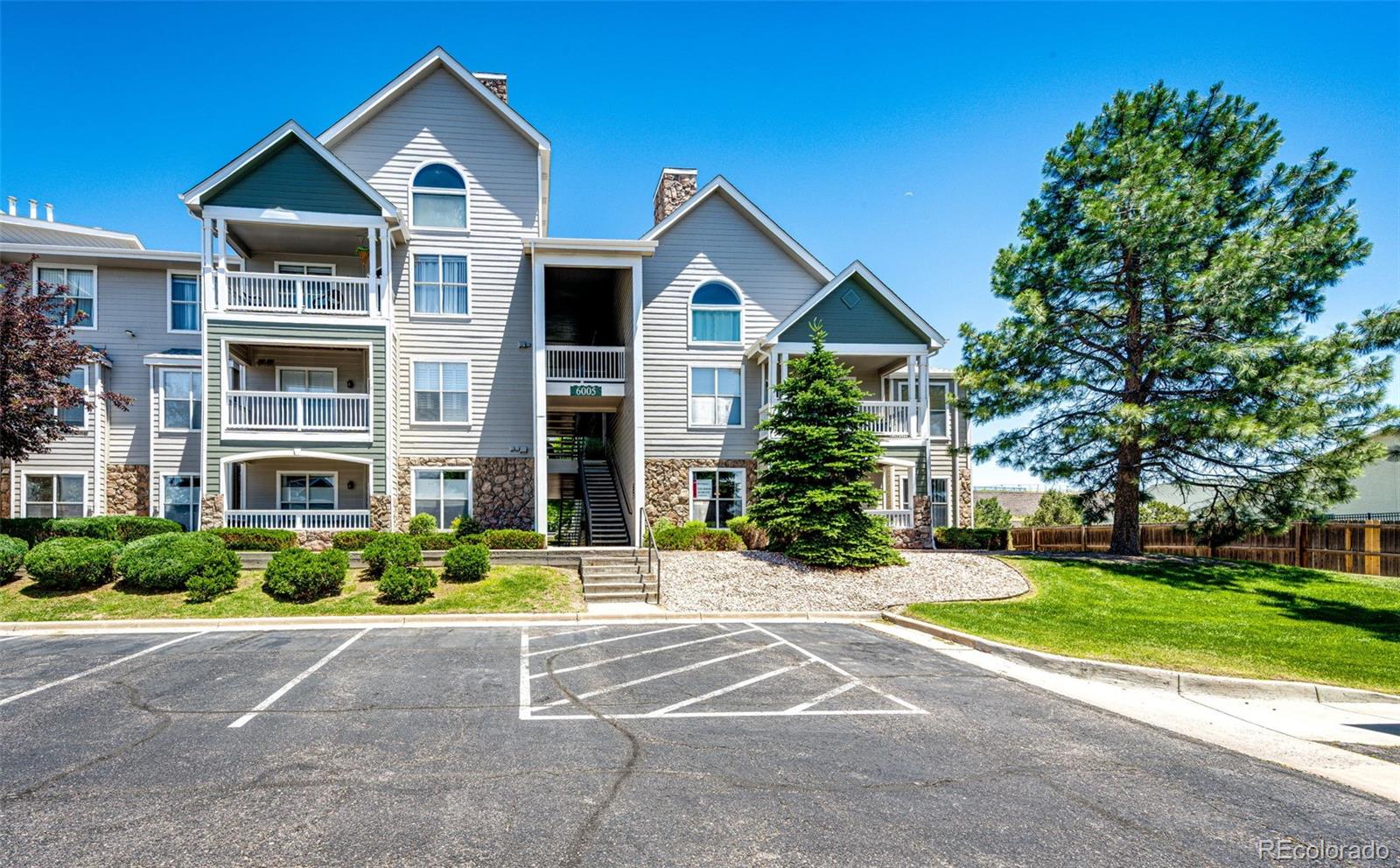 6005 W Castlegate Drive Unit B18, Castle Rock CO 80108