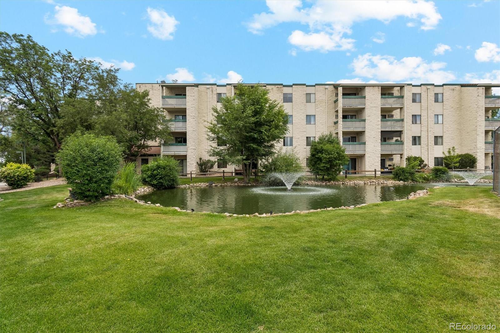 7780 W 38th Avenue Unit 302, Wheat Ridge CO 80033