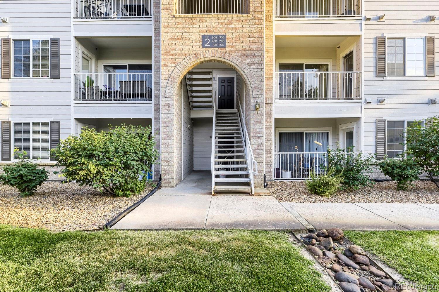 15700 E Jamison Drive Unit 2-206, Englewood CO 80112