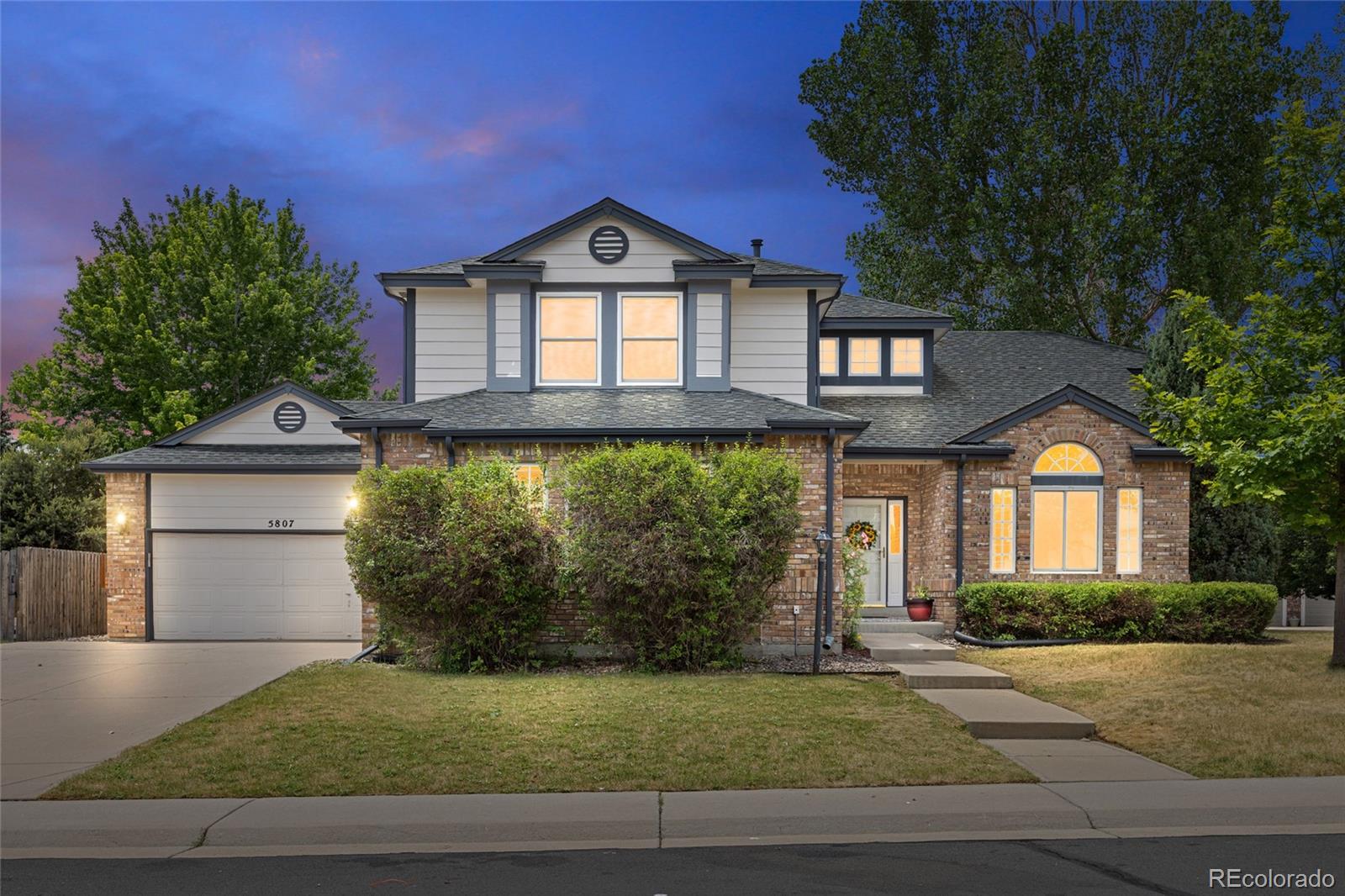 5807 S Espana Street, Aurora CO 80015