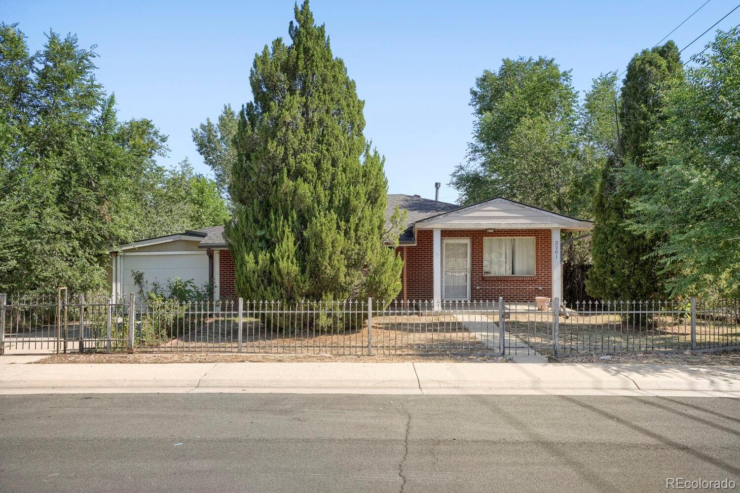 2201 W 55th Avenue, Denver CO 80221