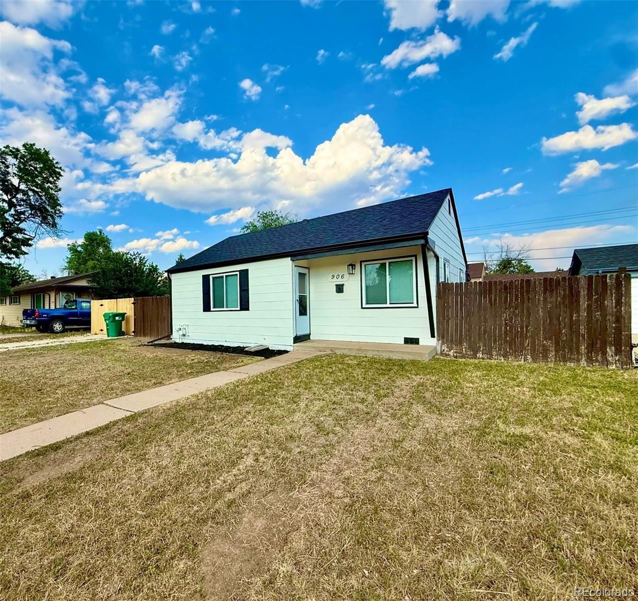 906 Nome Street, Aurora CO 80010