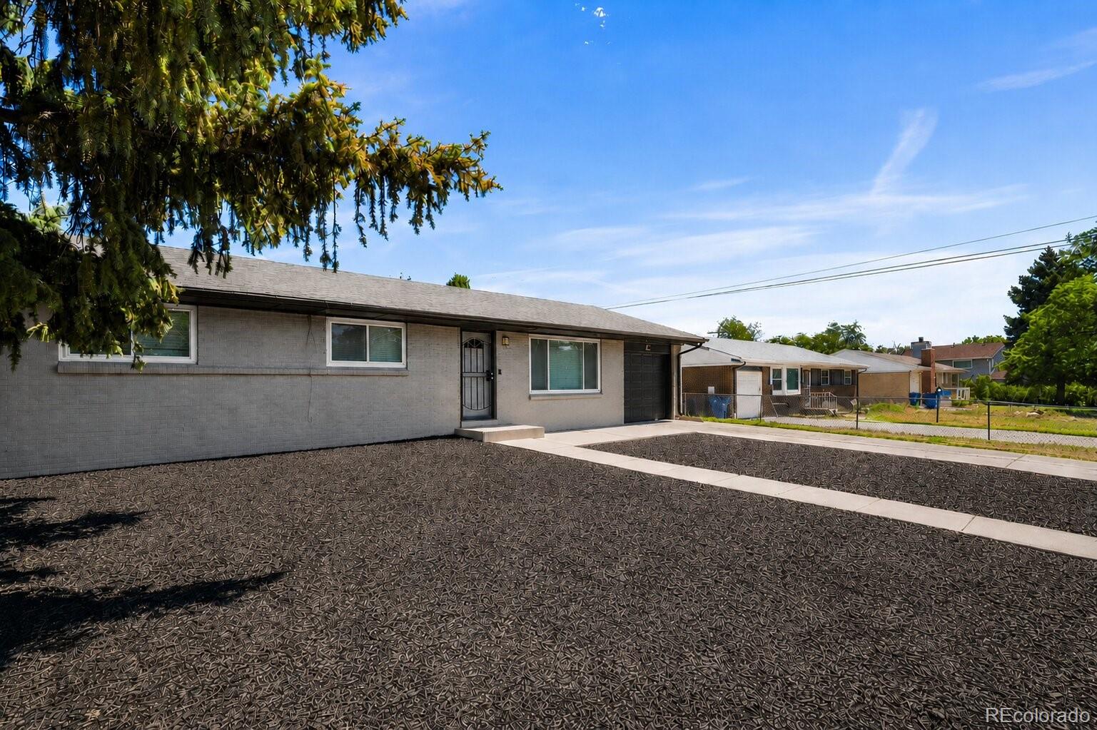 12445 E 6th Place, Aurora CO 80011