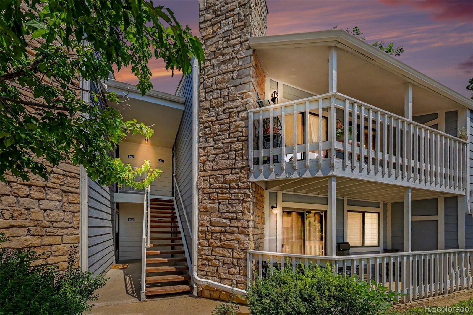 8335 Fairmount Drive Unit 10-201, Denver CO 80247