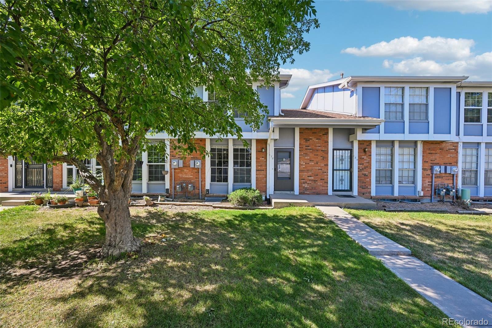 178 Paris Circle, Aurora CO 80011