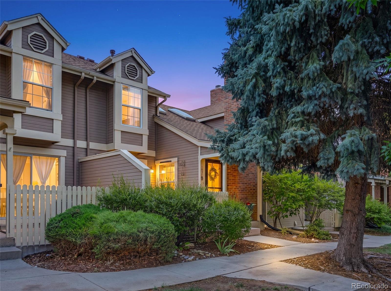 1930 S Helena Street Unit D, Aurora CO 80013