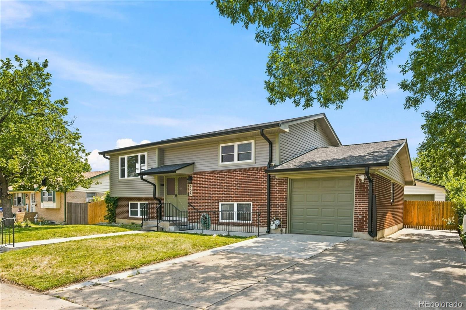 986 E 114th Place, Denver CO 80233