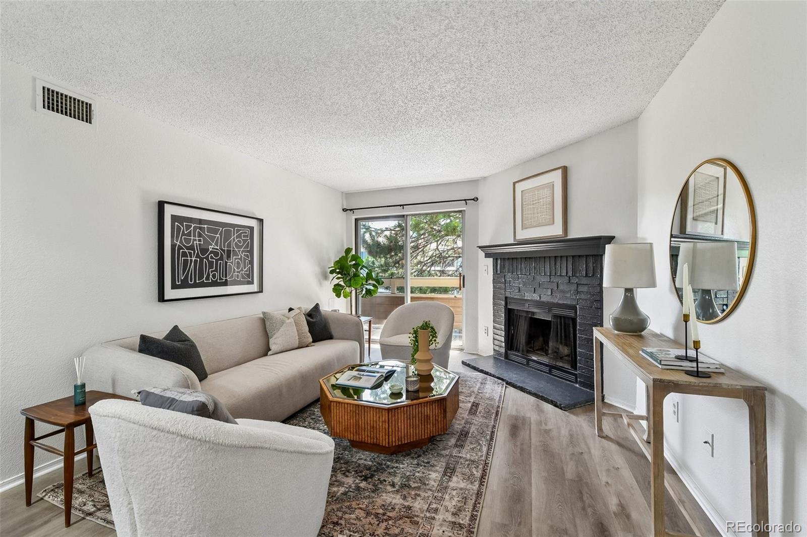 1075 S Elkhart Way Unit 202, Aurora CO 80012