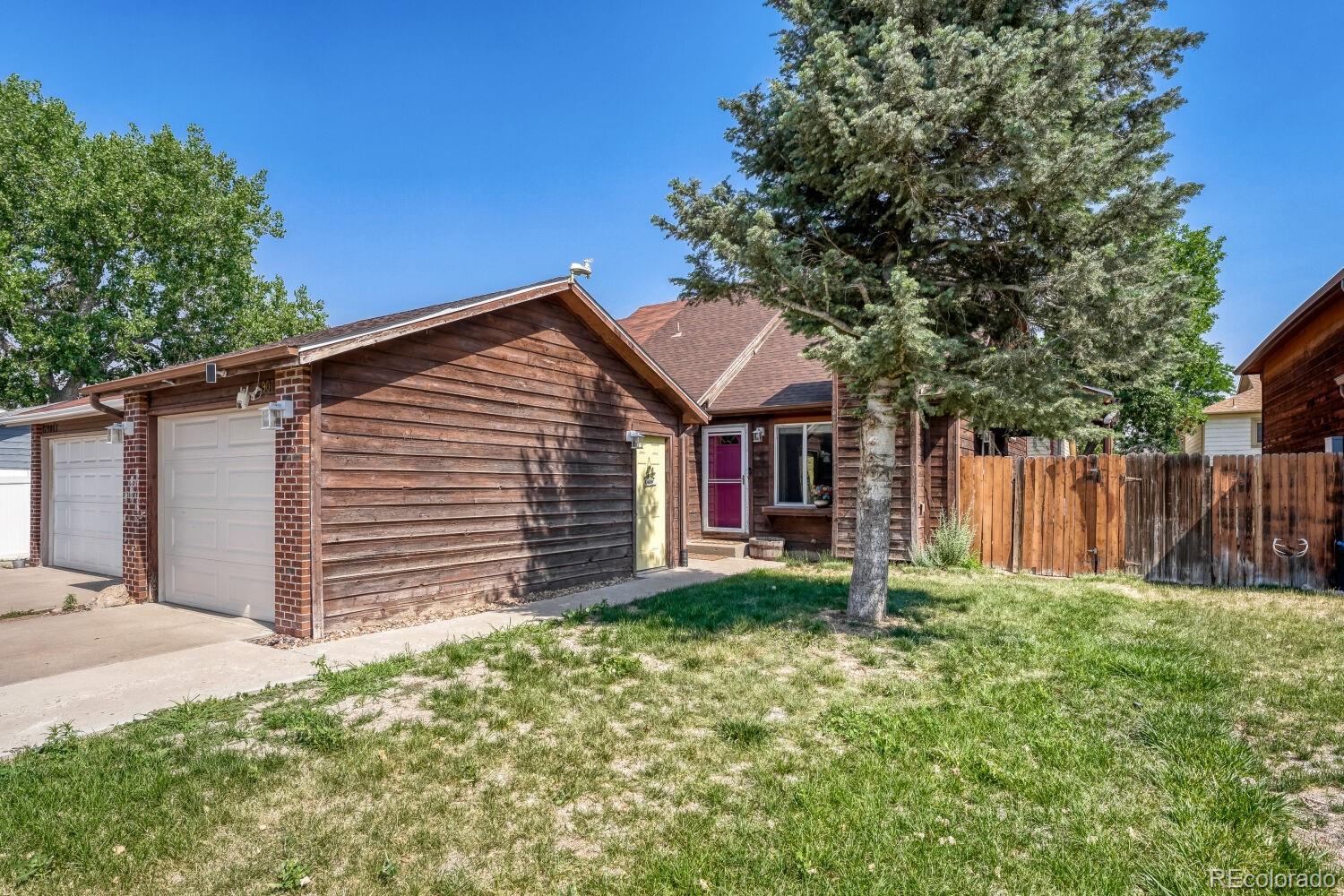 19073 E 16th Avenue, Aurora CO 80011
