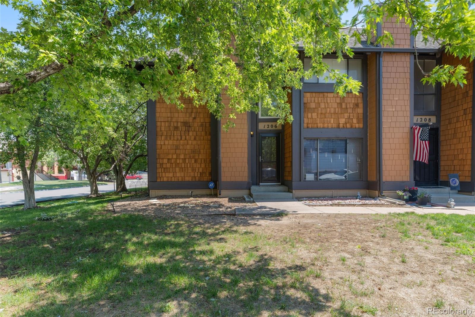 1206 S Dillon Way, Aurora CO 80012
