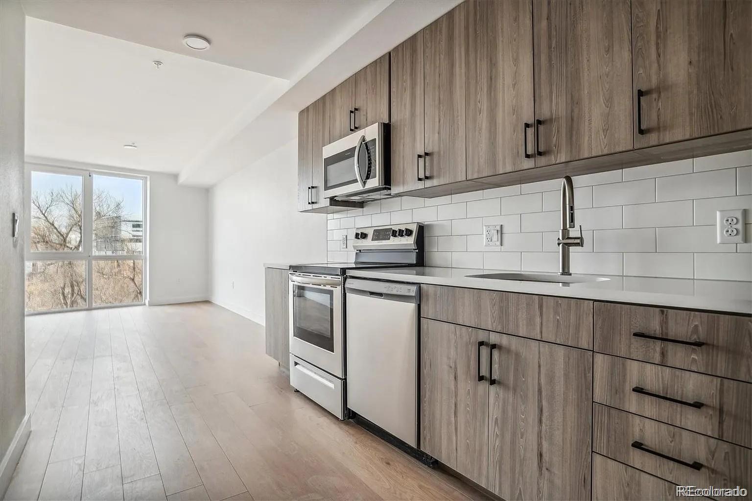3575 Chestnut Place Unit 303, Denver CO 80216