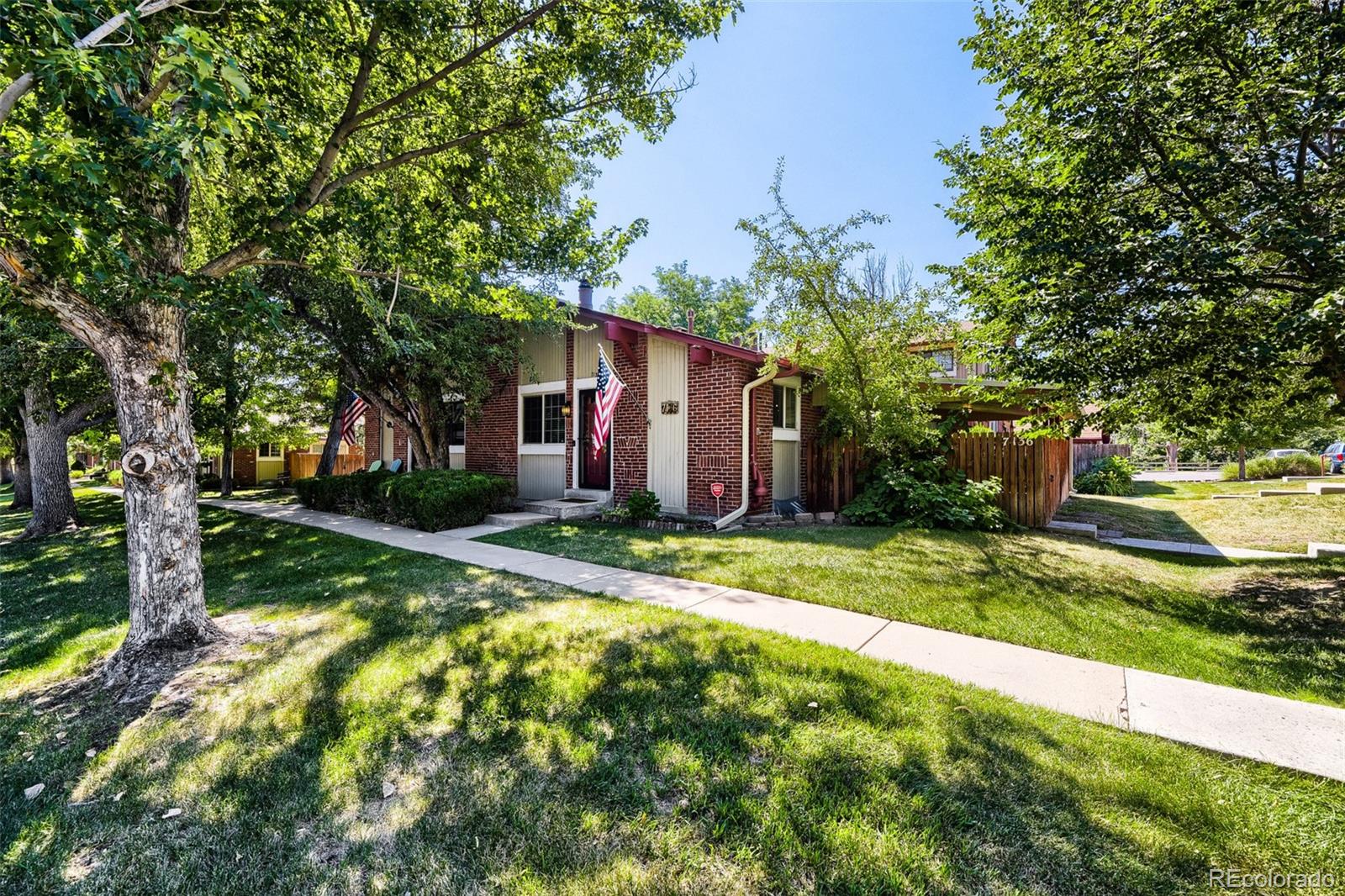 7136 W Portland Avenue, Littleton CO 80128