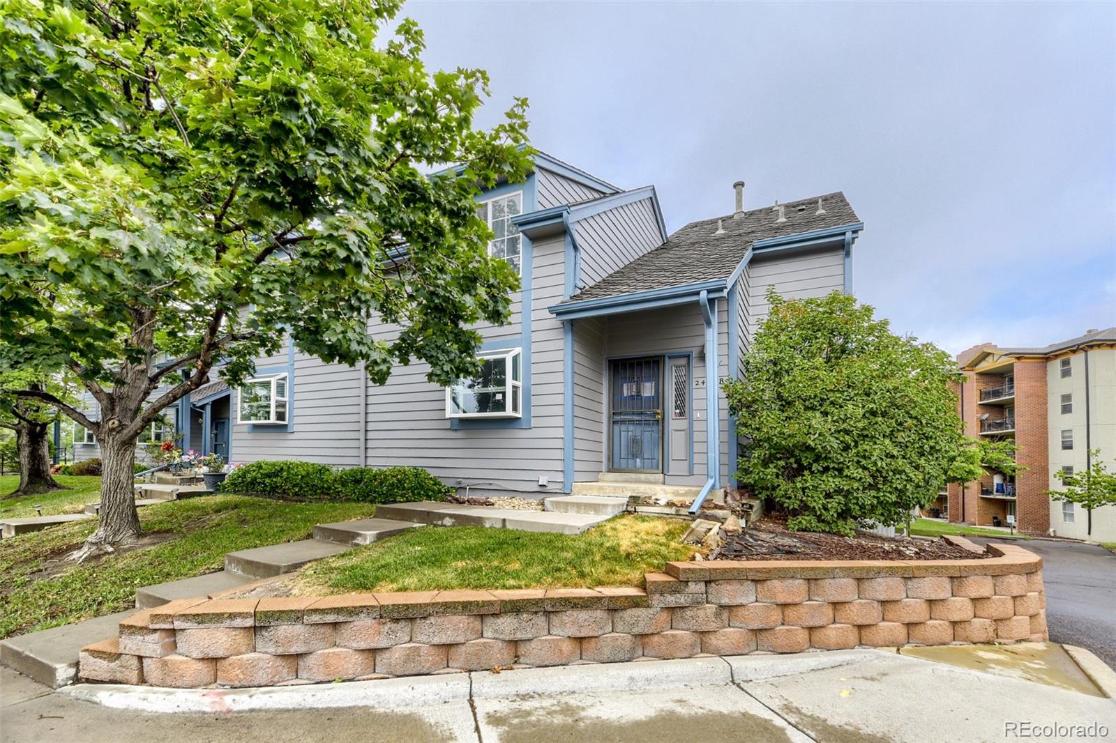 2405 S Worchester Court Unit B, Aurora CO 80014