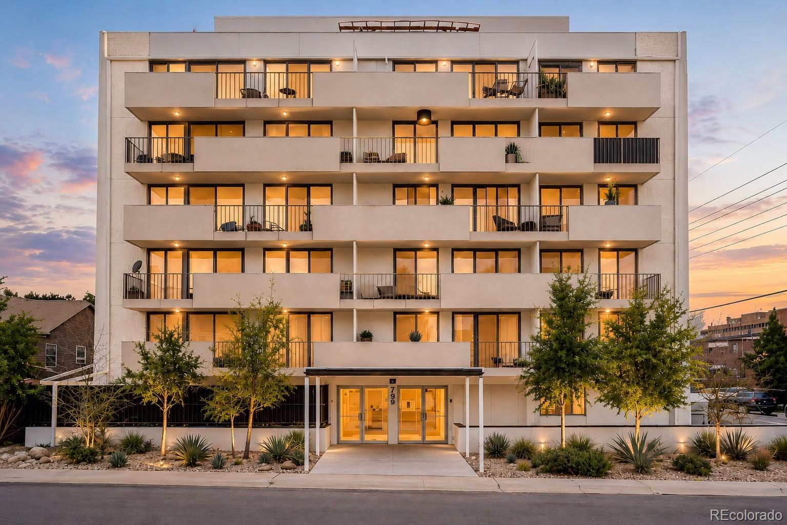 799 Dahlia Street Unit 305, Denver CO 80220
