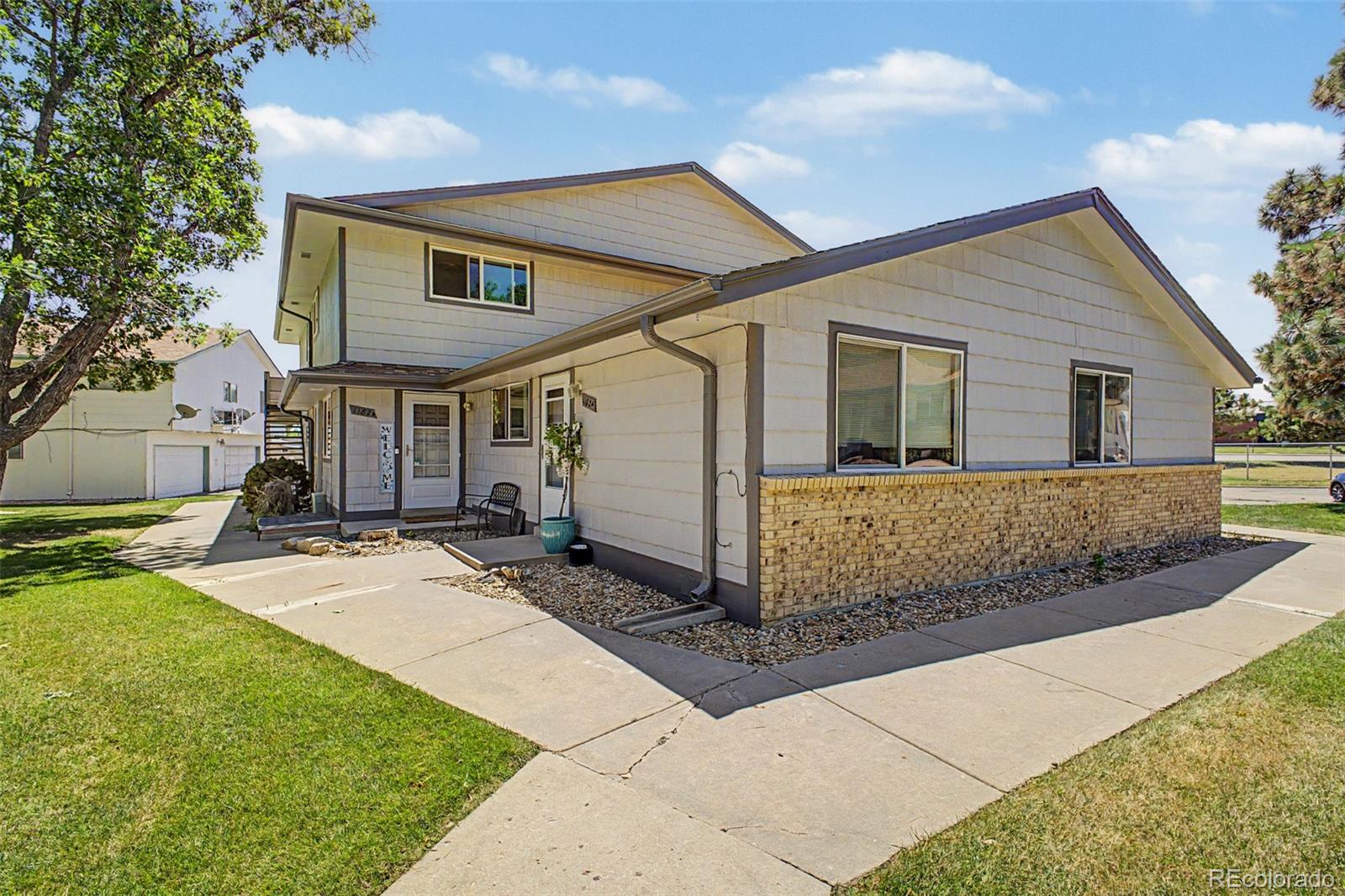 1182 S Eagle Circle Unit B, Aurora CO 80012