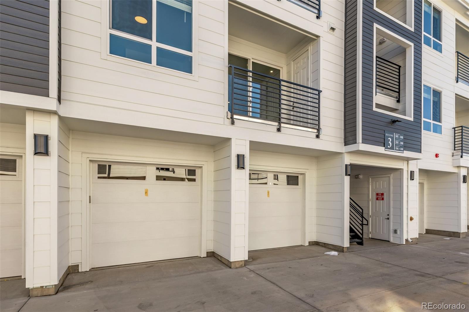 6153 N Ceylon Street Unit 106, Denver CO 80249