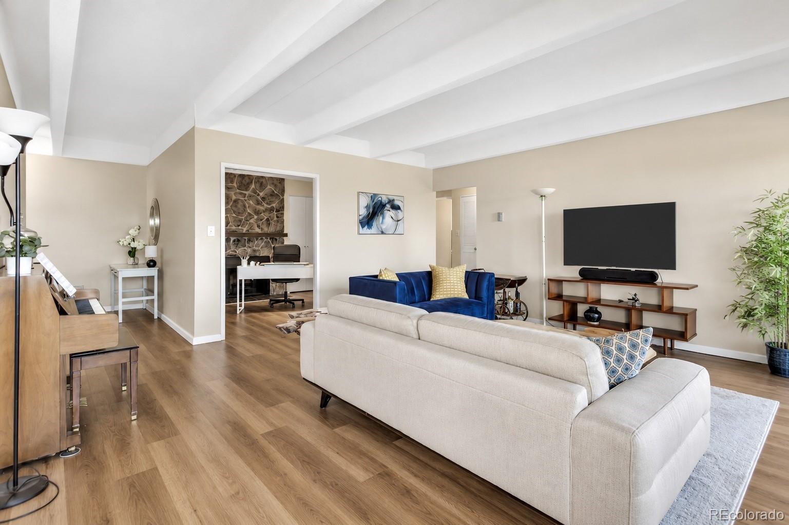 7877 E Mississippi Avenue Unit 301, Denver CO 80247
